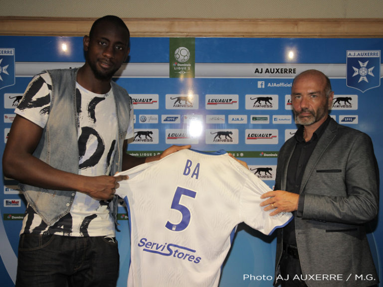 Football: Le mauritanien Abdoul BA signe à l&rsquo;AJ Auxerre [Vidéo]