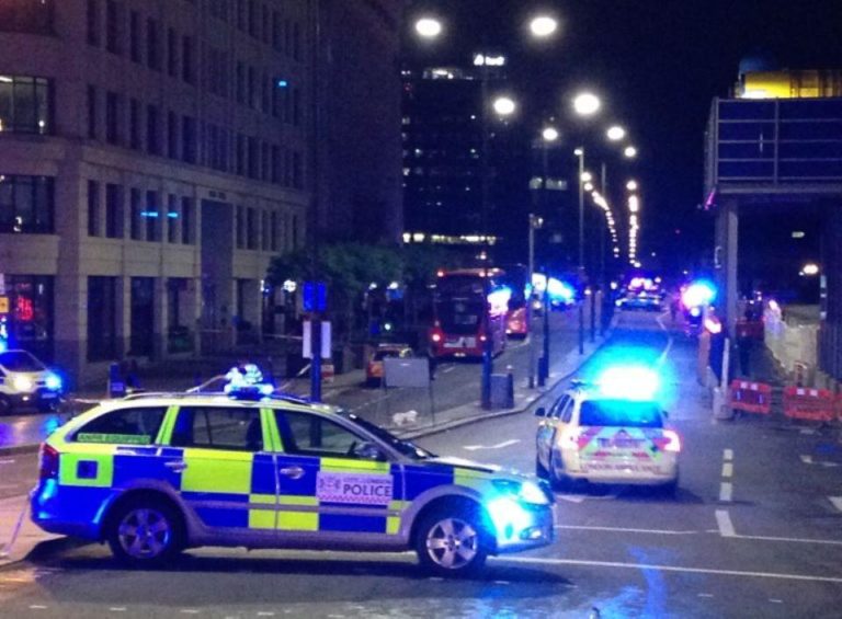 Londres: Un camion happe des passants sur le London Bridge [Police]