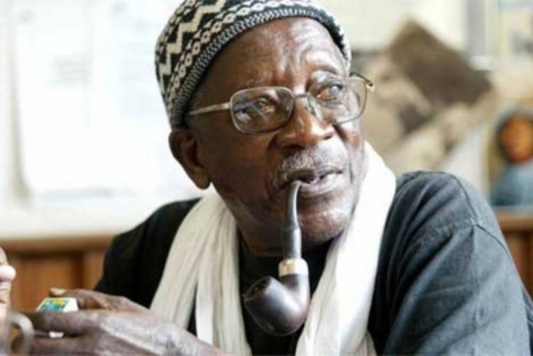 Sembène Ousmane: Le cinéaste à la pipe célébré à travers le monde