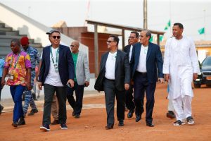 Le ministre de la jeunesse, le président de la FFRIM et leurs staffs à Bouaké