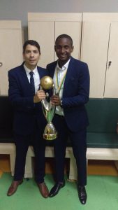 Rulani et Mario avec la Coupe 